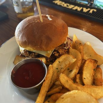 Rocker’s Roadhouse - Southern Near Me - Valley Ford, California