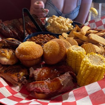 Famous Daves - Barbeque Near Me - Long Beach, California Famous Daves - Barbeque Near Me - Long Beach, California