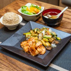 Shrimp hibachi lunch