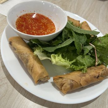 Pho Mi Amor - Egg Rolls - Vietnamese Near Me - Elk Grove, California Pho Mi Amor - Egg Rolls - Vietnamese Near Me - Elk Grove, California
