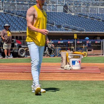San Diego Padres - Professional Sports Teams Near Me - San Diego, California San Diego Padres - Professional Sports Teams Near Me - San Diego, California
