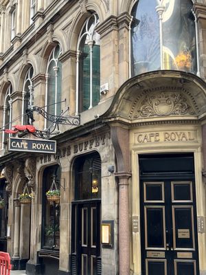 Cafe Royal by null