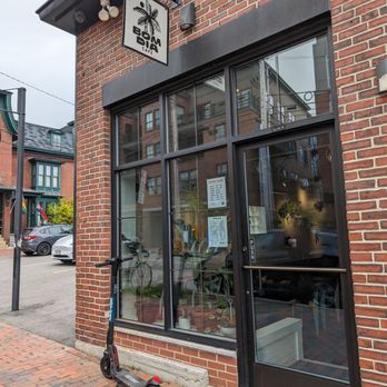 Bom Dia Cafe - The outdoor space. - Acai Bowls Near Me - Portland, Maine