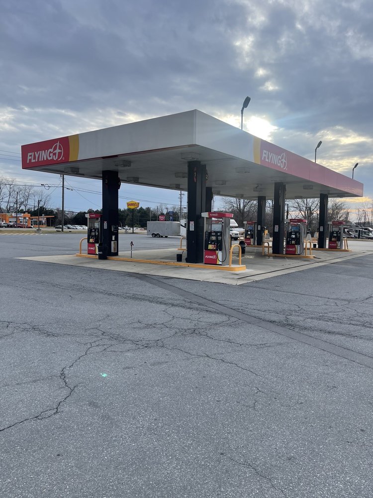 FLYING J TRAVEL CENTER Updated October 2024 24 Photos & 16 Reviews