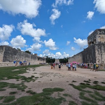 Zona Arqueológica Chichen Itzá - Landmarks & Historical Buildings Near Me - Chichen-Itzá, YUC Zona Arqueológica Chichen Itzá - Landmarks & Historical Buildings Near Me - Chichen-Itzá, YUC