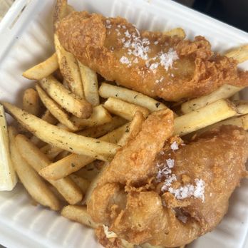 Hook Fish - fish and chips - Seafood Near Me - San Francisco, California Hook Fish - fish and chips - Seafood Near Me - San Francisco, California