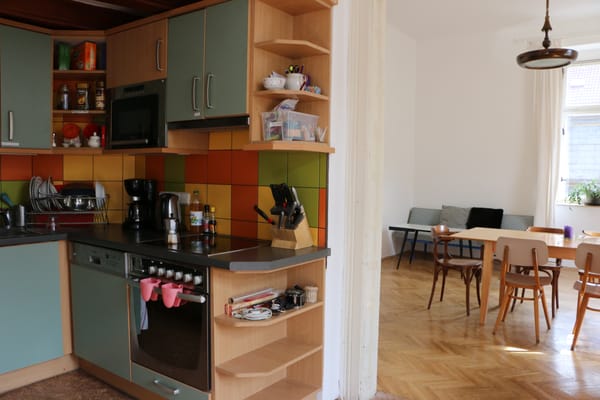 Hostel Li­pa by null