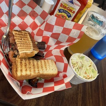 South Moon BBQ - Pork Belly Lettuce and Tomato Sandwich - Barbeque Near Me - Hinckley, Illinois