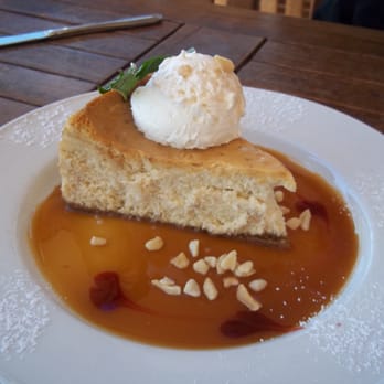 Yard House - Not as yummy as it looks, not bad - Bars Near Me - Long Beach, California