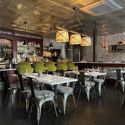 Granada Hotel & Bistro - Cute interior