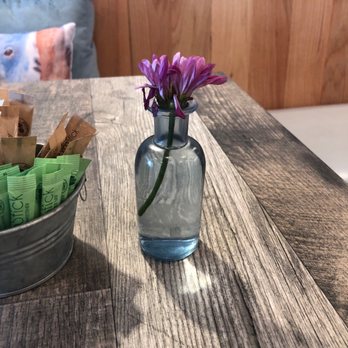 The Aussie Grind - Cafes Near Me - Frisco, Texas