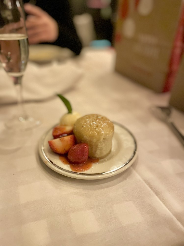 Maggiano's Little Italy