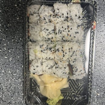 Sushi Itto - Spicy Tuna Roll Salmon Avocado Roll - Sushi Bars Near Me - Atlanta, Georgia