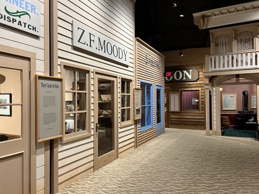 Columbia Gorge Discovery Center & Museum by null