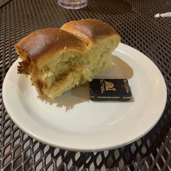 Prima Italian Kitchen - Fresh baked Hawaiian roll. - Salad Near Me - Valrico, Florida