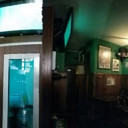 Tree Folk's - Couple of beers on tap at any one time