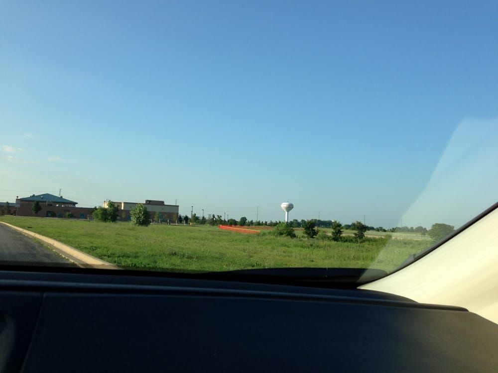 GRANDE RESERVE ELEMENTARY SCHOOL 3142 Grande Trl, Yorkville, Illinois