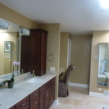 CertaPro Painters of Evanston - Bathroom interior - Painters Near Me - Evanston, Illinois CertaPro Painters of Evanston - Bathroom interior - Painters Near Me - Evanston, Illinois