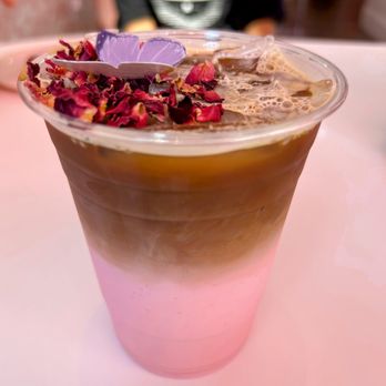 Miracle Potion - Pink Latte ! - Beautiful and Good ! - Coffee & Tea Near Me - San Diego, California