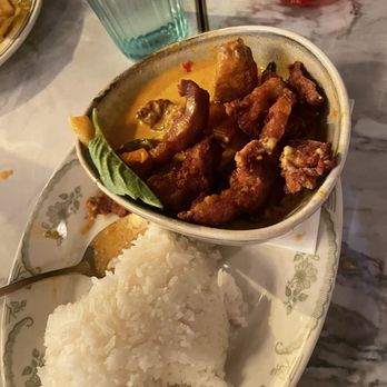 Saranrom Thai - LUNCH Red Curry - Thai Near Me - Elmhurst, New York Saranrom Thai - LUNCH Red Curry - Thai Near Me - Elmhurst, New York