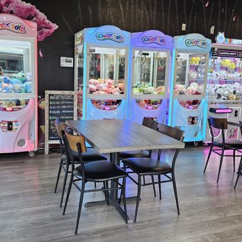 Hi 5 Tea - Inside - Bubble Tea Near Me - Chandler, Arizona Hi 5 Tea - Inside - Bubble Tea Near Me - Chandler, Arizona