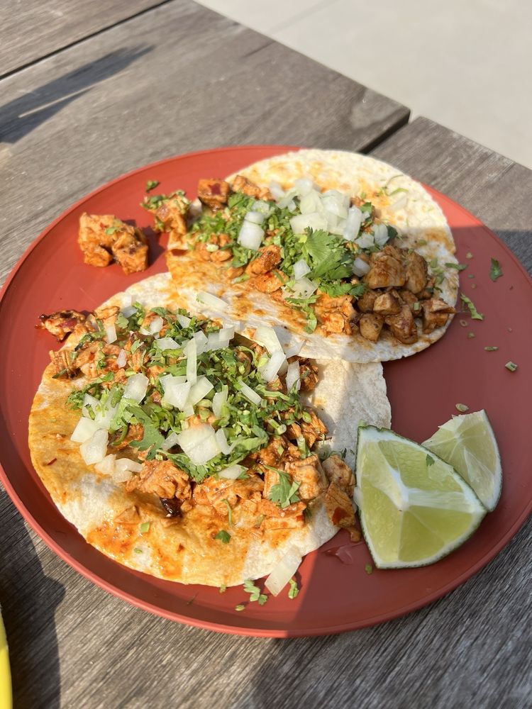 El Santo Gallo Taqueria