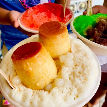 Ice Garden - Pudding Milk Shave Ice with Mochi Balls + Vanilla Ice Cream - Desserts Near Me - Aiea, Hawaii