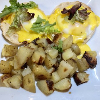 Republik Coffee - eggs benedict - Coffee & Tea Near Me - Pasadena, California Republik Coffee - eggs benedict - Coffee & Tea Near Me - Pasadena, California