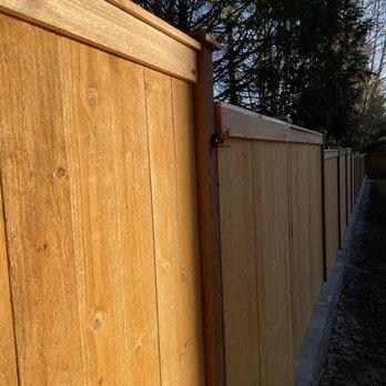 LSV Company - Custom-made cedar fences, including gates. - Decks & Railing Near Me LSV Company - Custom-made cedar fences, including gates. - Decks & Railing Near Me