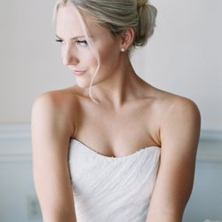 Yessie Libby- Makeup & Styling - Seattle Bride, Natural Makeup  Photo by Blue Rose Photography
