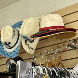 La Tienda Del Pueblo - Straw western style hats