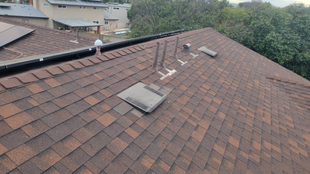 Slide of Califa Roofing