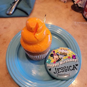 Goofy's Kitchen - American Near Me - Anaheim, California