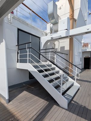 The Queen Mary by null