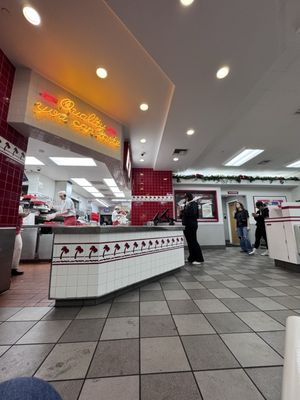 In-N-Out Burger by null