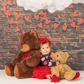Brandy Yi Photography - Valentine's day baby. - Session Photography Near Me