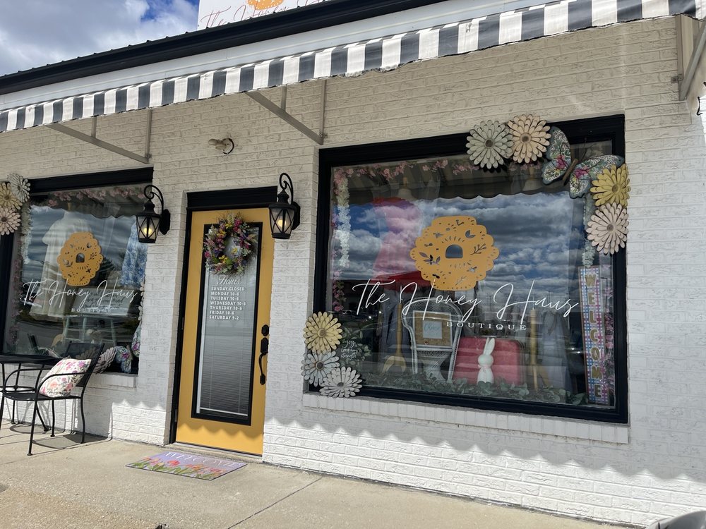 Honey Haus Boutique Logo