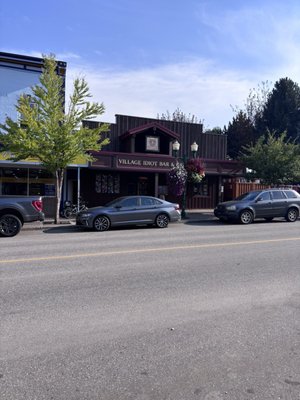 The Village Idiot Bar and Grill by null