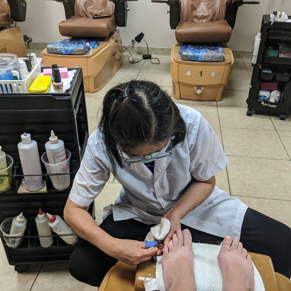 PKN Day Spa - Mai Le working on me! - Day Spas Near Me - Austin, Texas PKN Day Spa - Mai Le working on me! - Day Spas Near Me - Austin, Texas