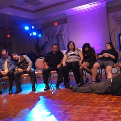 HypnoTWYz - Corporate Hypnotist Show