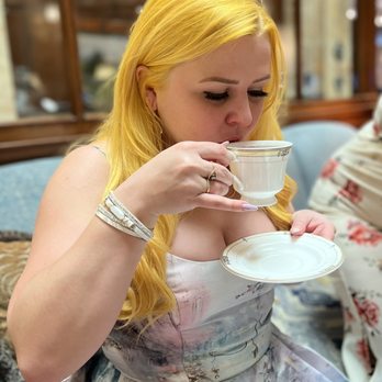 Brown Palace Coffee & Tea - Drinking tea - Coffee & Tea Near Me - Denver, Colorado