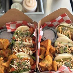 Rux Food Truck - Spicy Garlic Butter Crab, Chicken CHIPOLTE