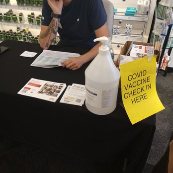 CVS Pharmacy - Super nice and helpful check in thanks to this guy, and CVS. Thanks so much for helping me get vaccinated! - Drugstores Near Me - Santa Clarita, California CVS Pharmacy - Super nice and helpful check in thanks to this guy, and CVS. Thanks so much for helping me get vaccinated! - Drugstores Near Me - Santa Clarita, California