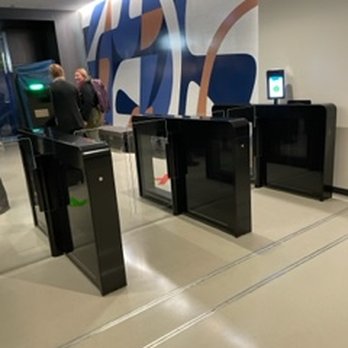 United Club - Concourse C Gate 10 - Electronic entrance gates - Airport Lounges Near Me - Chicago, Illinois United Club - Concourse C Gate 10 - Electronic entrance gates - Airport Lounges Near Me - Chicago, Illinois