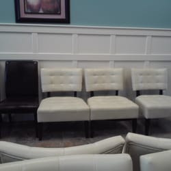 Family Convenience Clinic - Nice cushiony seats