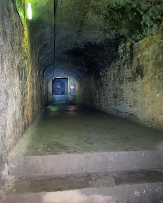 Auld Reekie Tours by null