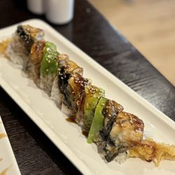 Senro Sushi - Dragon roll