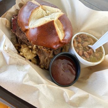 Creekside Brewing Company - Brisket sandwich with beans - Breweries Near Me - Crossville, Tennessee Creekside Brewing Company - Brisket sandwich with beans - Breweries Near Me - Crossville, Tennessee