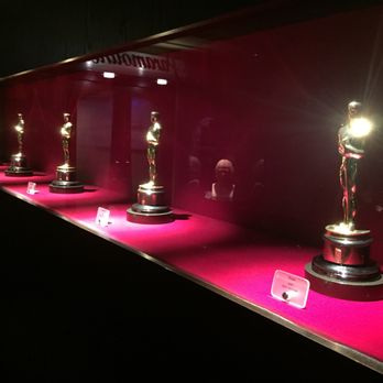 Paramount Studio Tour - Best Pictures from the Oscars - Tours Near Me - Los Angeles, California Paramount Studio Tour - Best Pictures from the Oscars - Tours Near Me - Los Angeles, California