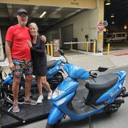 Hawaii Motorcycle Rentals - Canadian couple loved there moped rental.